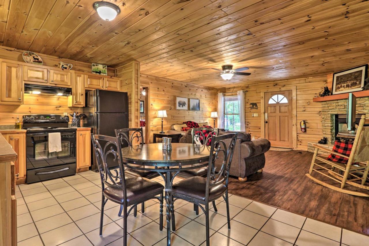 Cabin With Deck And Fireplace Less Than 3 Mi To Dollywood! Pigeon Forge Εξωτερικό φωτογραφία