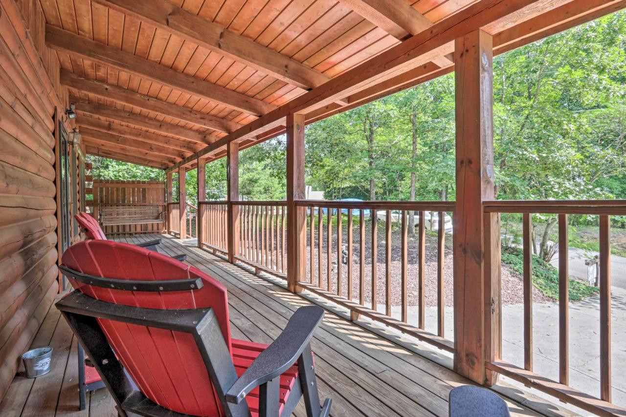 Cabin With Deck And Fireplace Less Than 3 Mi To Dollywood! Pigeon Forge Εξωτερικό φωτογραφία
